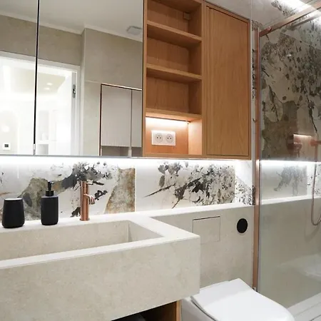 Luxury Sublime 100 M2 4 Pieces شقة *